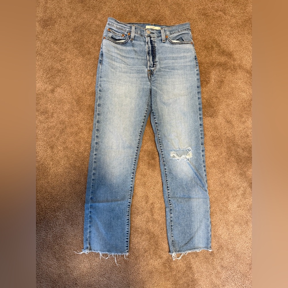 Levi wedgie straight